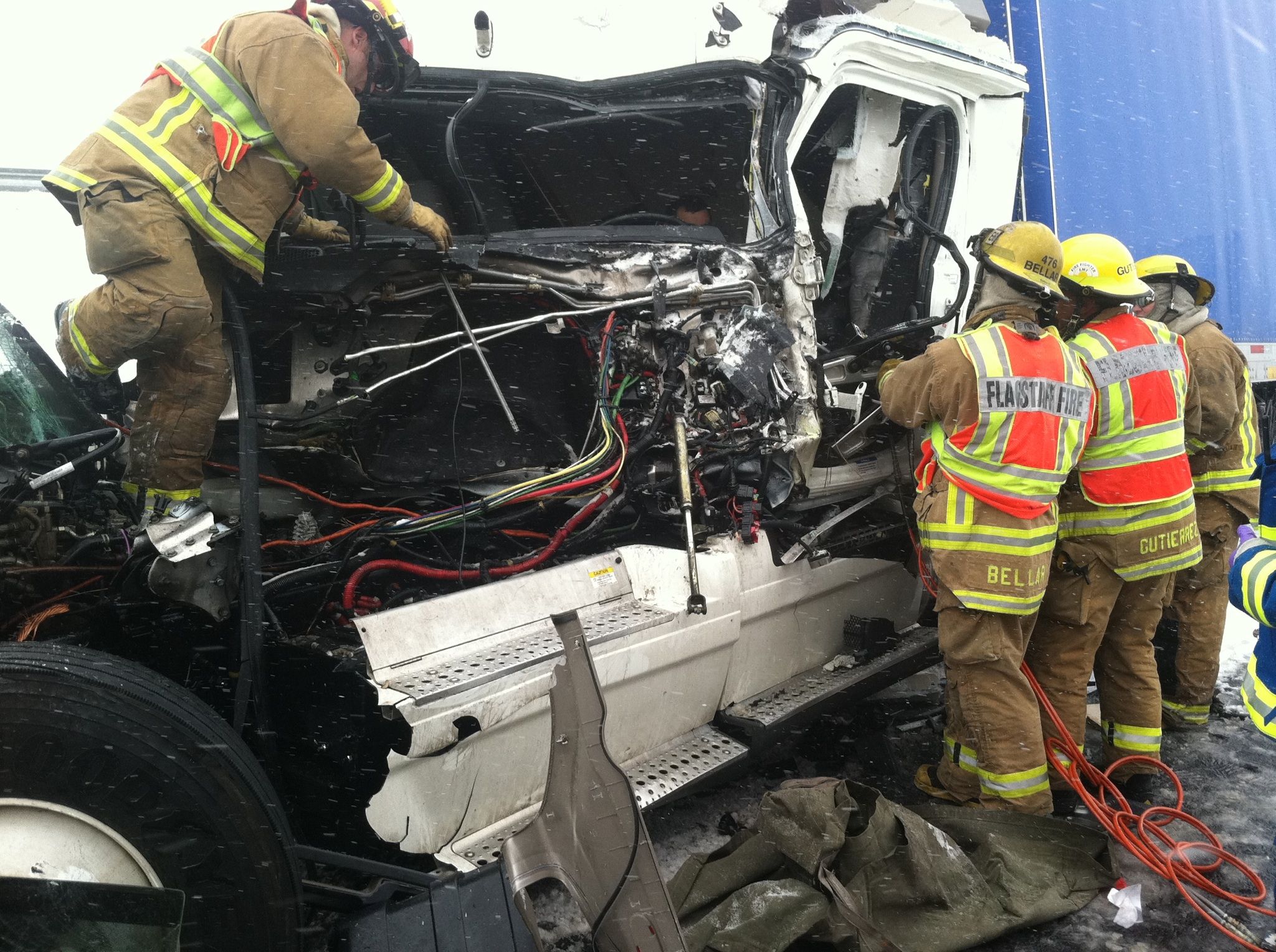 DPS: Person burned in fiery 3-vehicle crash on I-40 - CBS 5 - KPHO