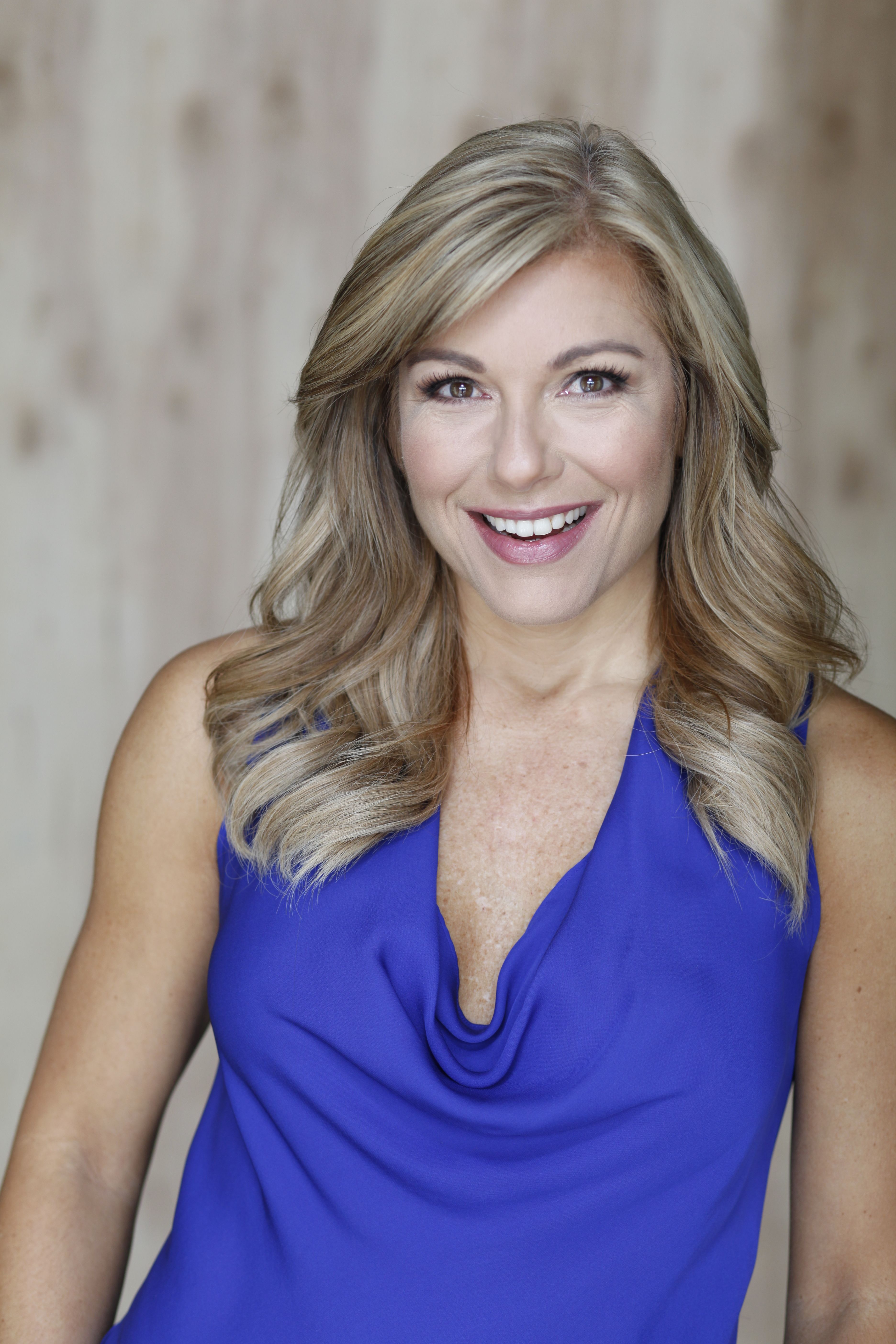 gina-salazar-hook-3tv-cbs-5